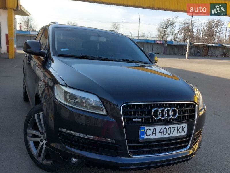 Внедорожник / Кроссовер Audi Q7 2006 в Черкассах