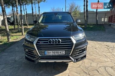 Позашляховик / Кросовер Audi Q7 2015 в Києві