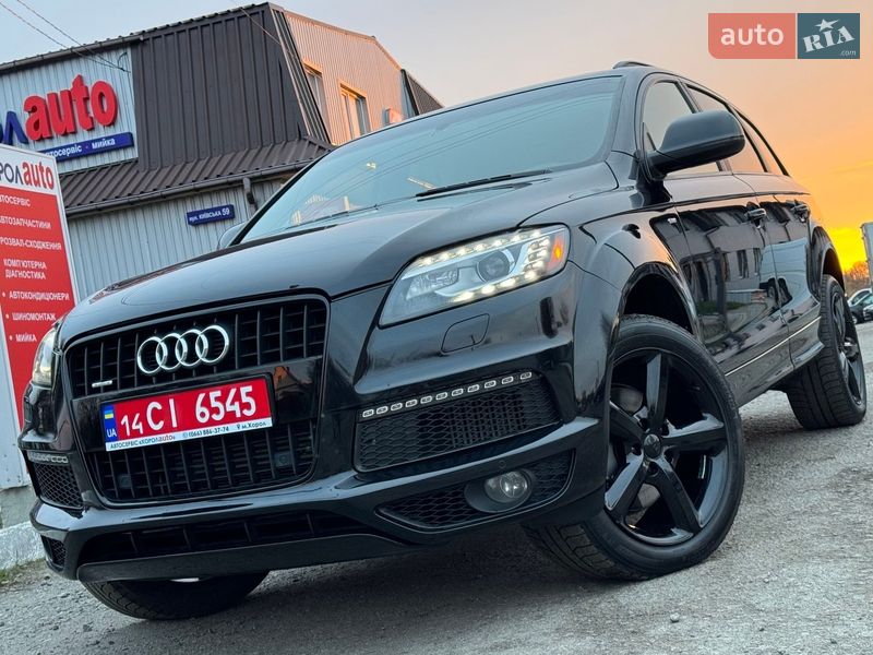 Внедорожник / Кроссовер Audi Q7 2013 в Хороле