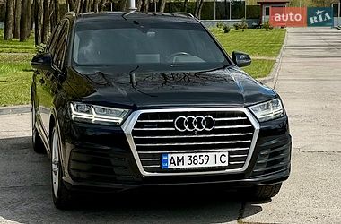 Позашляховик / Кросовер Audi Q7 2017 в Бучі