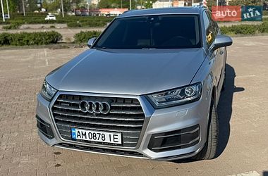 Внедорожник / Кроссовер Audi Q7 2017 в Житомире