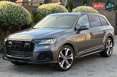 Внедорожник / Кроссовер Audi Q7 2020 в Ровно Внедорожник / Кроссовер Audi Q7 2020 в Ровно