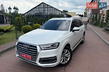 Позашляховик / Кросовер Audi Q7 2019 в Стрию