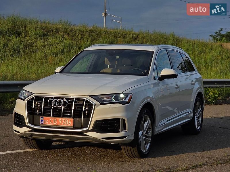 Внедорожник / Кроссовер Audi Q7 2021 в Киеве