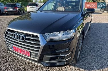 Позашляховик / Кросовер Audi Q7 2018 в Луцьку