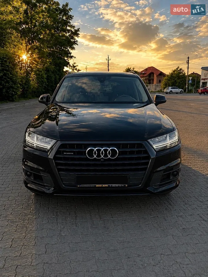 Audi Q7 2017 photo 3