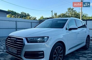 Внедорожник / Кроссовер Audi Q7 2017 в Благовещенском