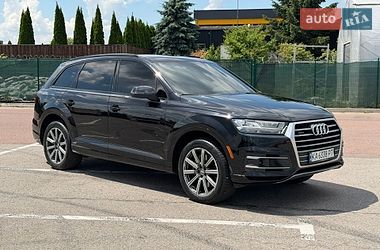 Позашляховик / Кросовер Audi Q7 2017 в Львові