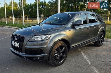 Внедорожник / Кроссовер Audi Q7 2013 в Соленом