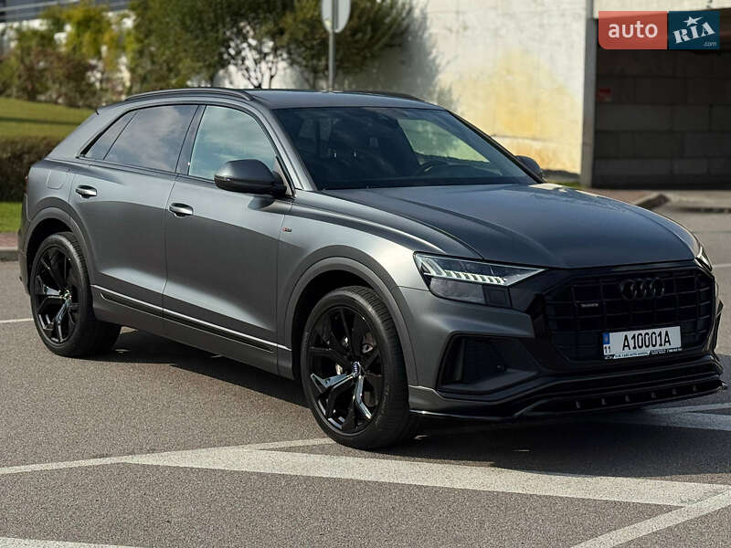 Позашляховик / Кросовер Audi Q8 2018 в Києві
