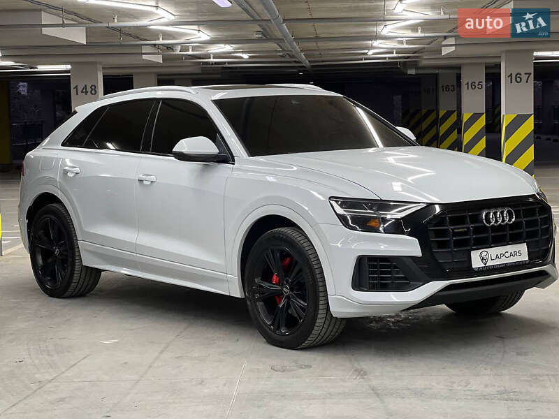 Внедорожник / Кроссовер Audi Q8 2019 в Одессе