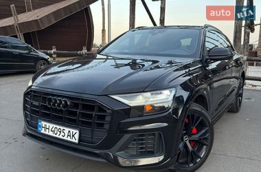 Внедорожник / Кроссовер Audi Q8 2021 в Одессе