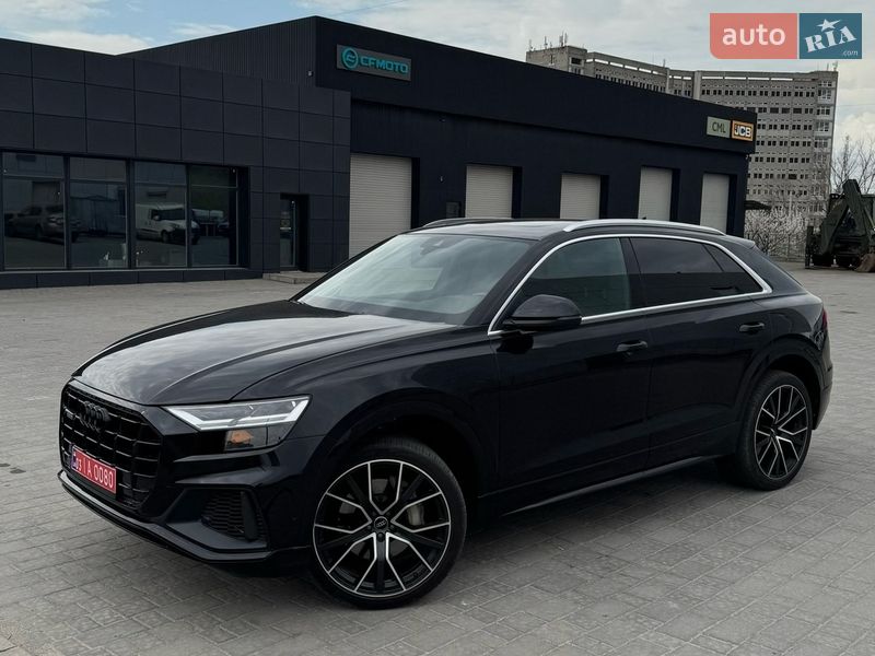 Внедорожник / Кроссовер Audi Q8 2019 в Запорожье