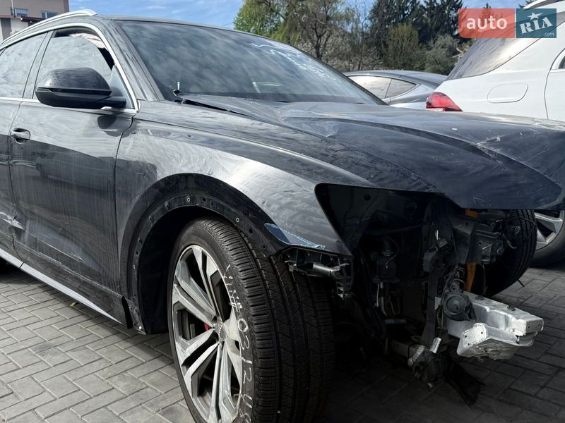 Внедорожник / Кроссовер Audi Q8 2019 в Луцке