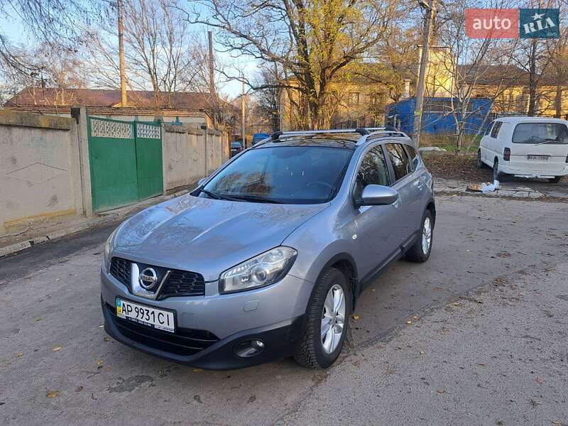 Внедорожник / Кроссовер Nissan Qashqai+2 2012 в Запорожье