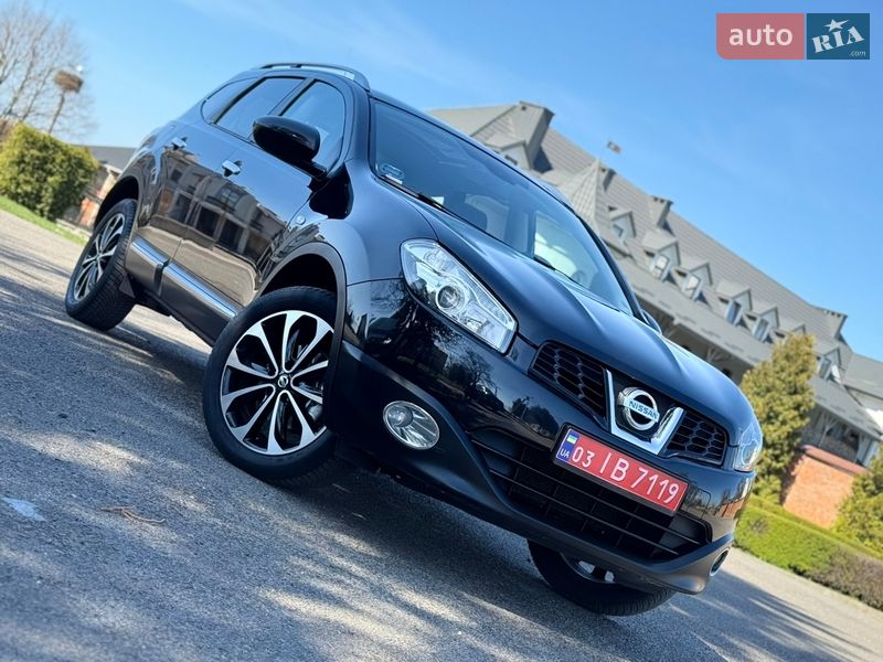 Позашляховик / Кросовер Nissan Qashqai+2 2011 в Володимирі