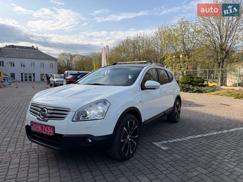 Позашляховик / Кросовер Nissan Qashqai+2 2009 в Луцьку
