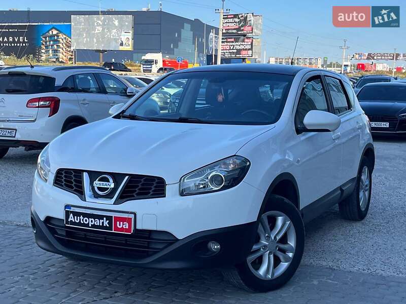 Внедорожник / Кроссовер Nissan Qashqai 2010 в Львове