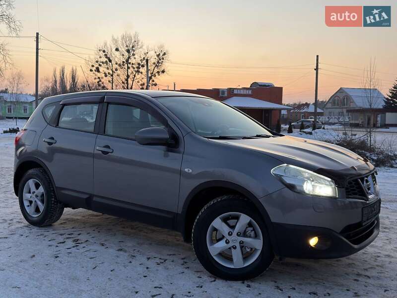 Внедорожник / Кроссовер Nissan Qashqai 2013 в Ахтырке