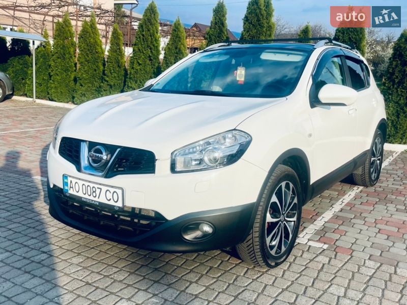 Позашляховик / Кросовер Nissan Qashqai 2011 в Мукачевому