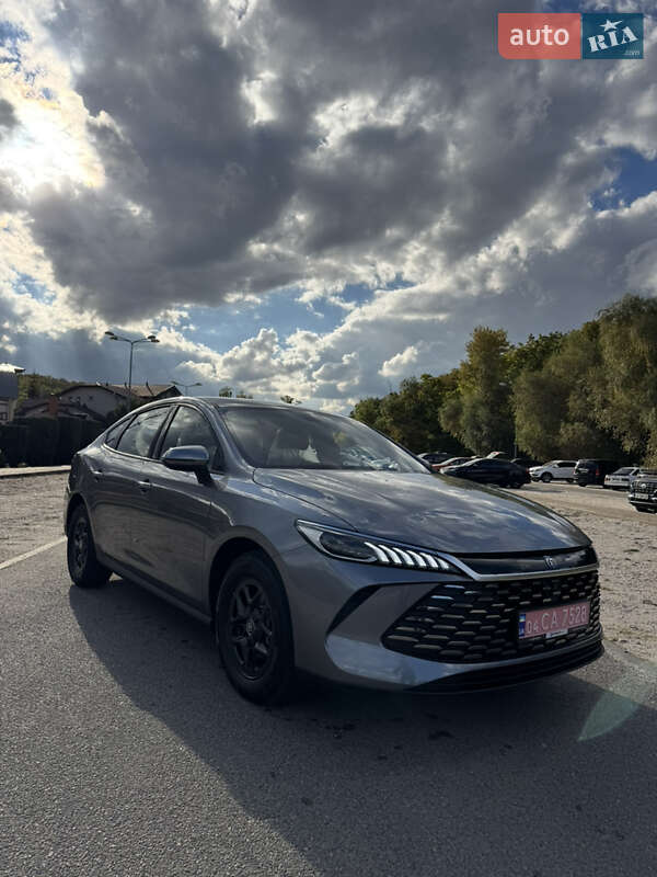 Седан BYD Qin Plus 2025 в Днепре Седан BYD Qin Plus 2025 в Днепре