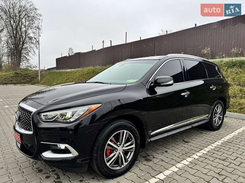 Внедорожник / Кроссовер Infiniti QX60 2016 в Тернополе
