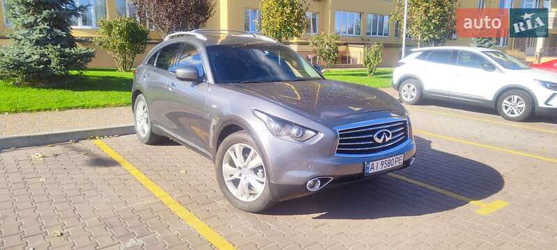 Внедорожник / Кроссовер Infiniti QX70 2013 в Вишневом Внедорожник / Кроссовер Infiniti QX70 2013 в Вишневом