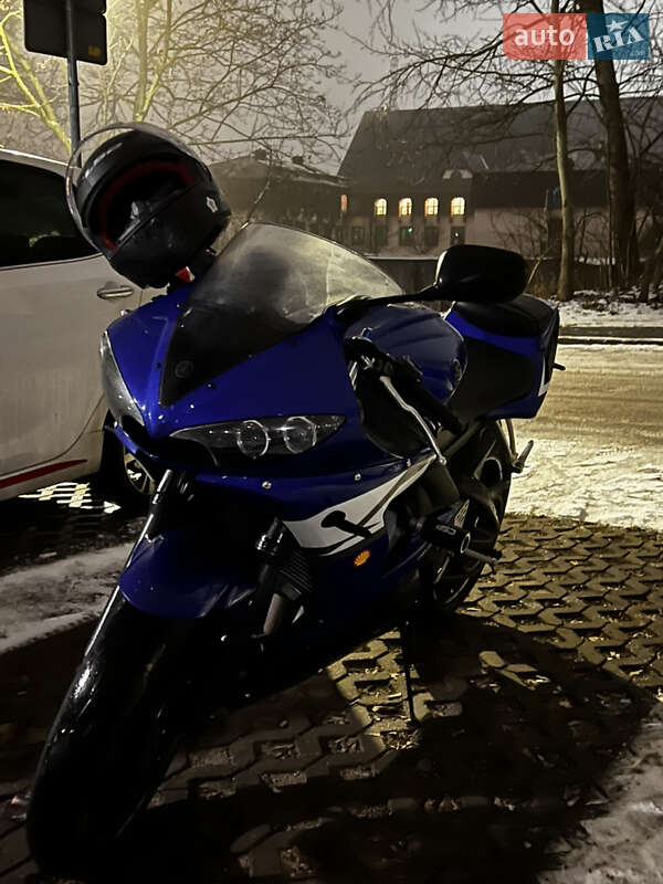Спортбайк Yamaha R6 2004 в Виннице