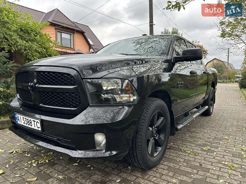 Пикап Dodge RAM 1500 2016 в Белой Церкви Пикап Dodge RAM 1500 2016 в Белой Церкви