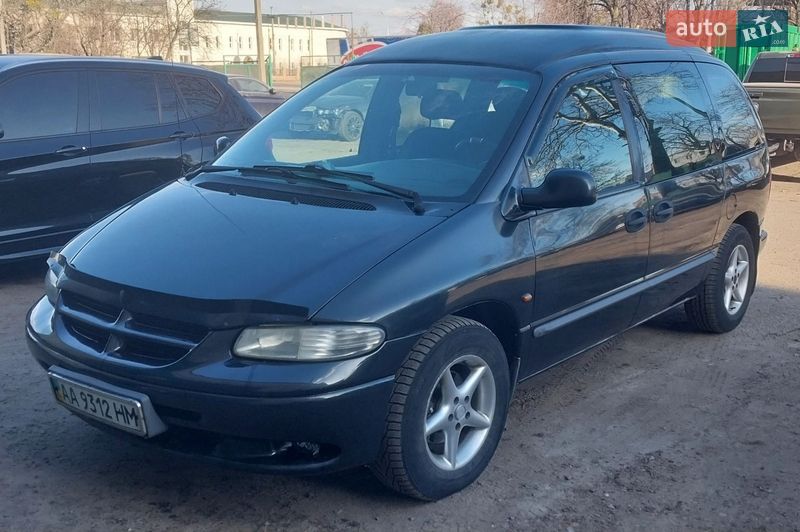 Минивэн Dodge Ram Van 1998 в Киеве