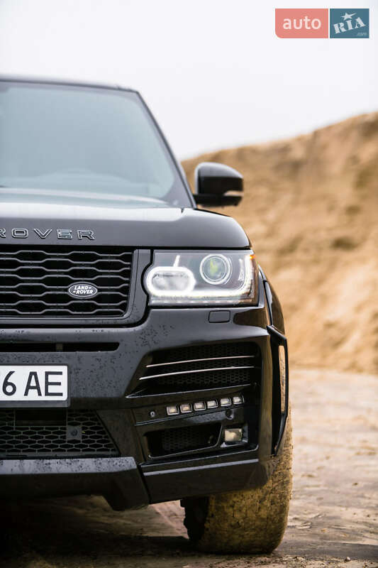 Внедорожник / Кроссовер Land Rover Range Rover 2015 в Киеве