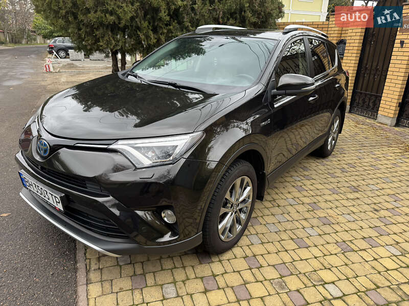 Внедорожник / Кроссовер Toyota RAV4 2015 в Одессе