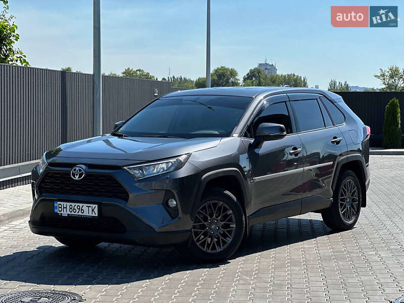 Внедорожник / Кроссовер Toyota RAV4 2019 в Днепре Внедорожник / Кроссовер Toyota RAV4 2019 в Днепре