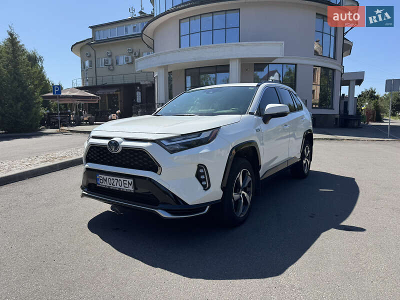 Позашляховик / Кросовер Toyota RAV4 2021 в Києві