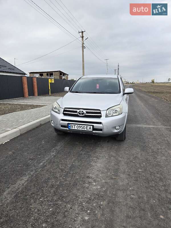 Внедорожник / Кроссовер Toyota RAV4 2006 в Николаеве Внедорожник / Кроссовер Toyota RAV4 2006 в Николаеве