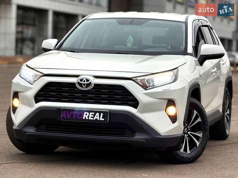 Внедорожник / Кроссовер Toyota RAV4 2019 в Кривом Роге Внедорожник / Кроссовер Toyota RAV4 2019 в Кривом Роге