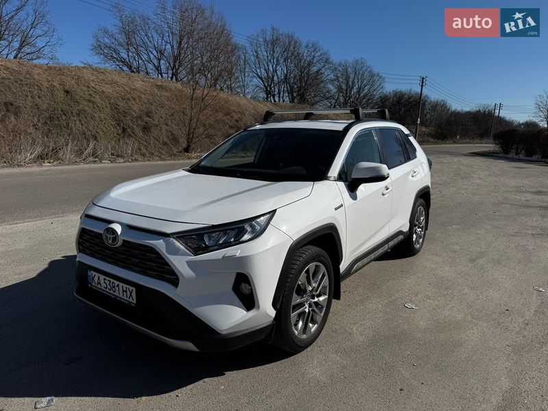 Внедорожник / Кроссовер Toyota RAV4 2021 в Киеве Внедорожник / Кроссовер Toyota RAV4 2021 в Киеве