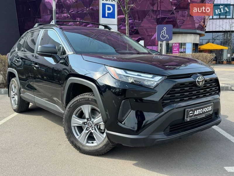 Позашляховик / Кросовер Toyota RAV4 2025 в Києві