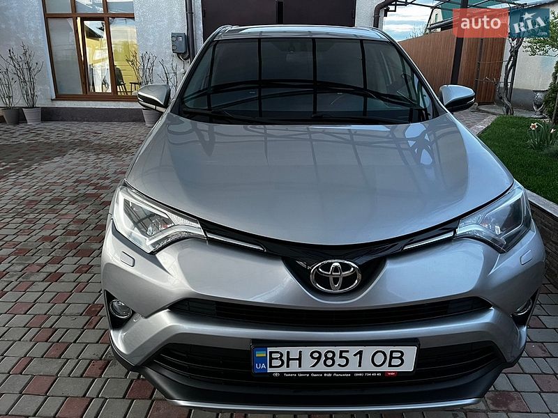 Внедорожник / Кроссовер Toyota RAV4 2018 в Одессе Внедорожник / Кроссовер Toyota RAV4 2018 в Одессе