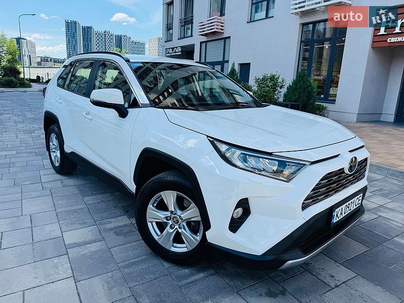 Внедорожник / Кроссовер Toyota RAV4 2020 в Киеве Внедорожник / Кроссовер Toyota RAV4 2020 в Киеве