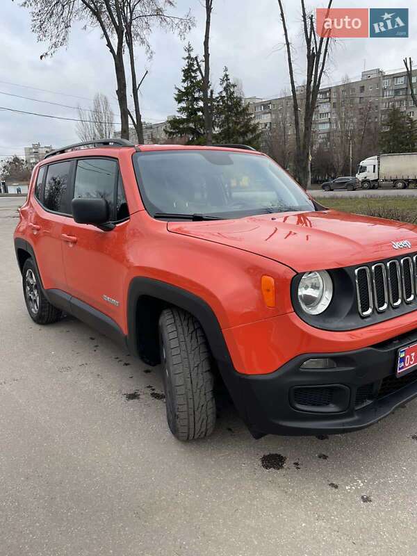 Внедорожник / Кроссовер Jeep Renegade 2017 в Харькове