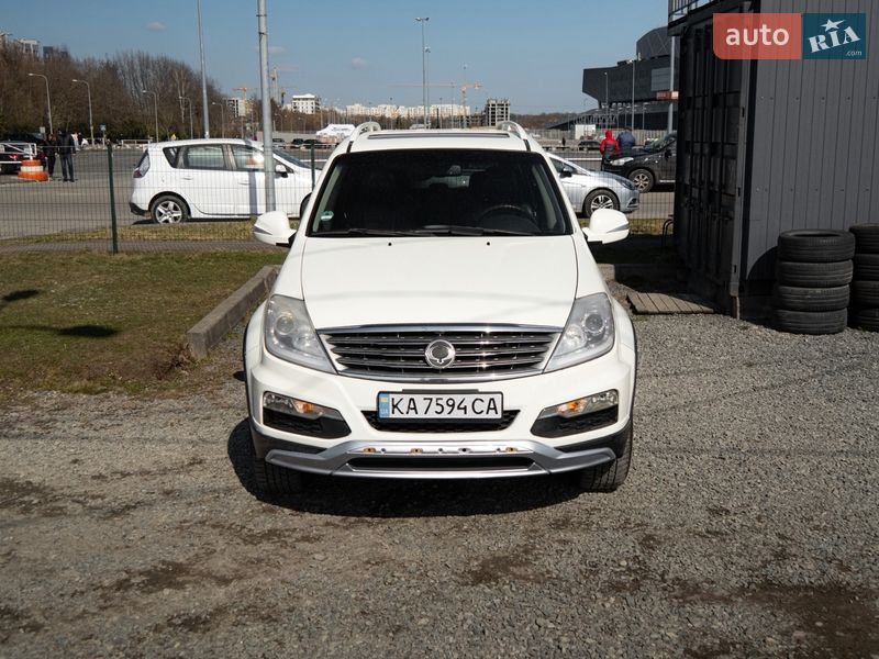 Внедорожник / Кроссовер SsangYong Rexton 2013 в Львове