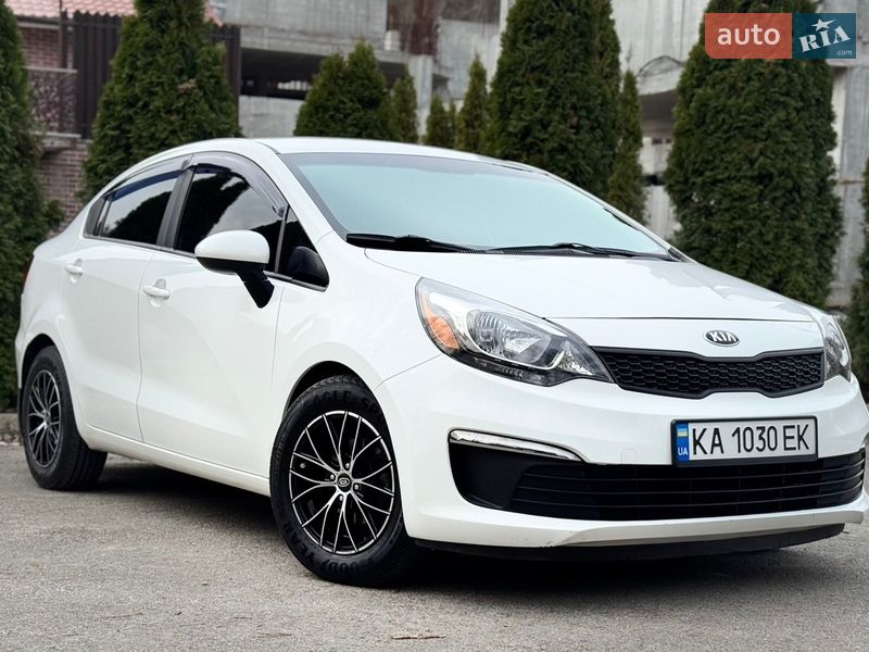 Седан Kia Rio 2017 в Києві Седан Kia Rio 2017 в Києві
