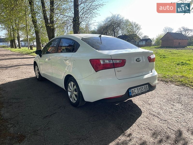 Седан Kia Rio 2017 в Луцьку