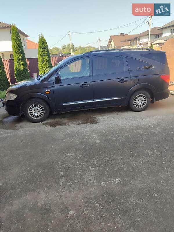 Мінівен SsangYong Rodius 2008 в Івано-Франківську