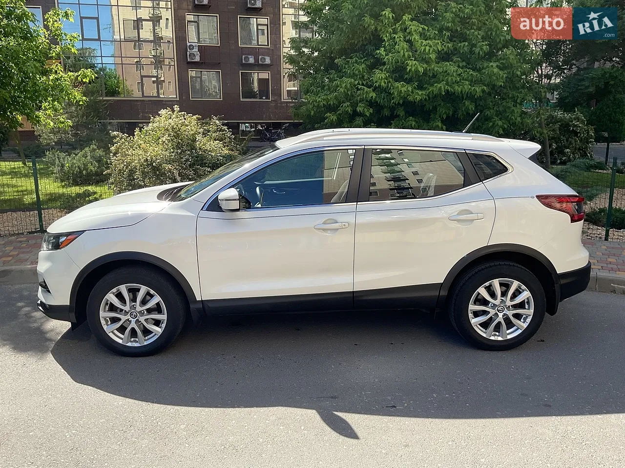 Nissan Rogue Sport 2020 photo 3