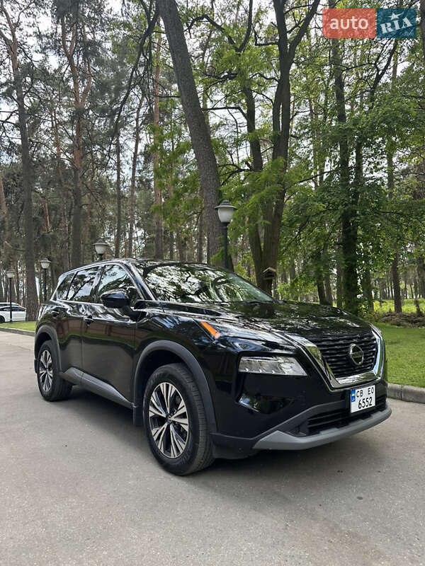 Внедорожник / Кроссовер Nissan Rogue 2021 в Чернигове