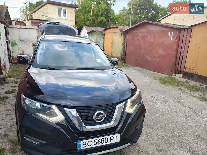 Внедорожник / Кроссовер Nissan Rogue 2018 в Стрые Внедорожник / Кроссовер Nissan Rogue 2018 в Стрые