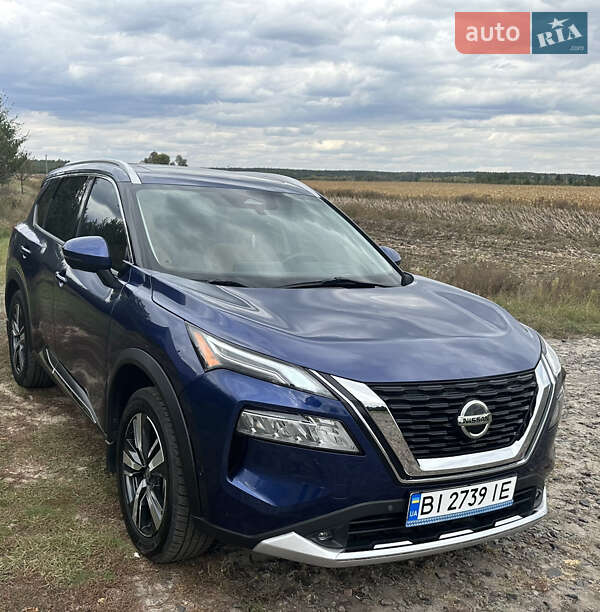 Внедорожник / Кроссовер Nissan Rogue 2020 в Полтаве