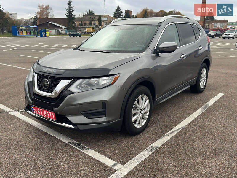 Внедорожник / Кроссовер Nissan Rogue 2019 в Житомире